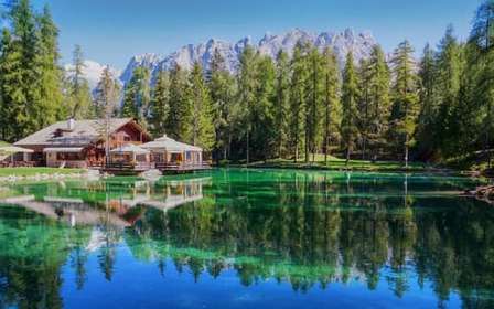 Tour dei laghi delle Dolomiti da Venezia con guida GAE
