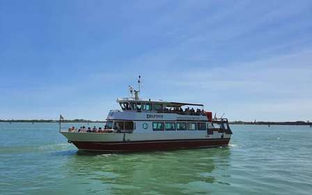 Venezia: Tour panoramico in barca di Murano e Burano con soffiatura del vetro