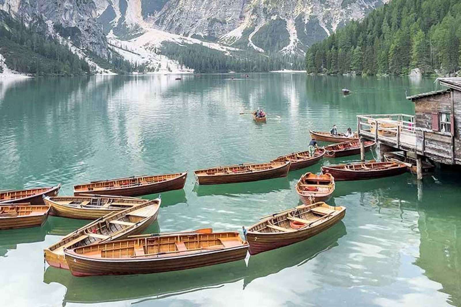 Da Venezia: Escursione di un giorno sulle Dolomiti e sul Lago di Braies in minivan