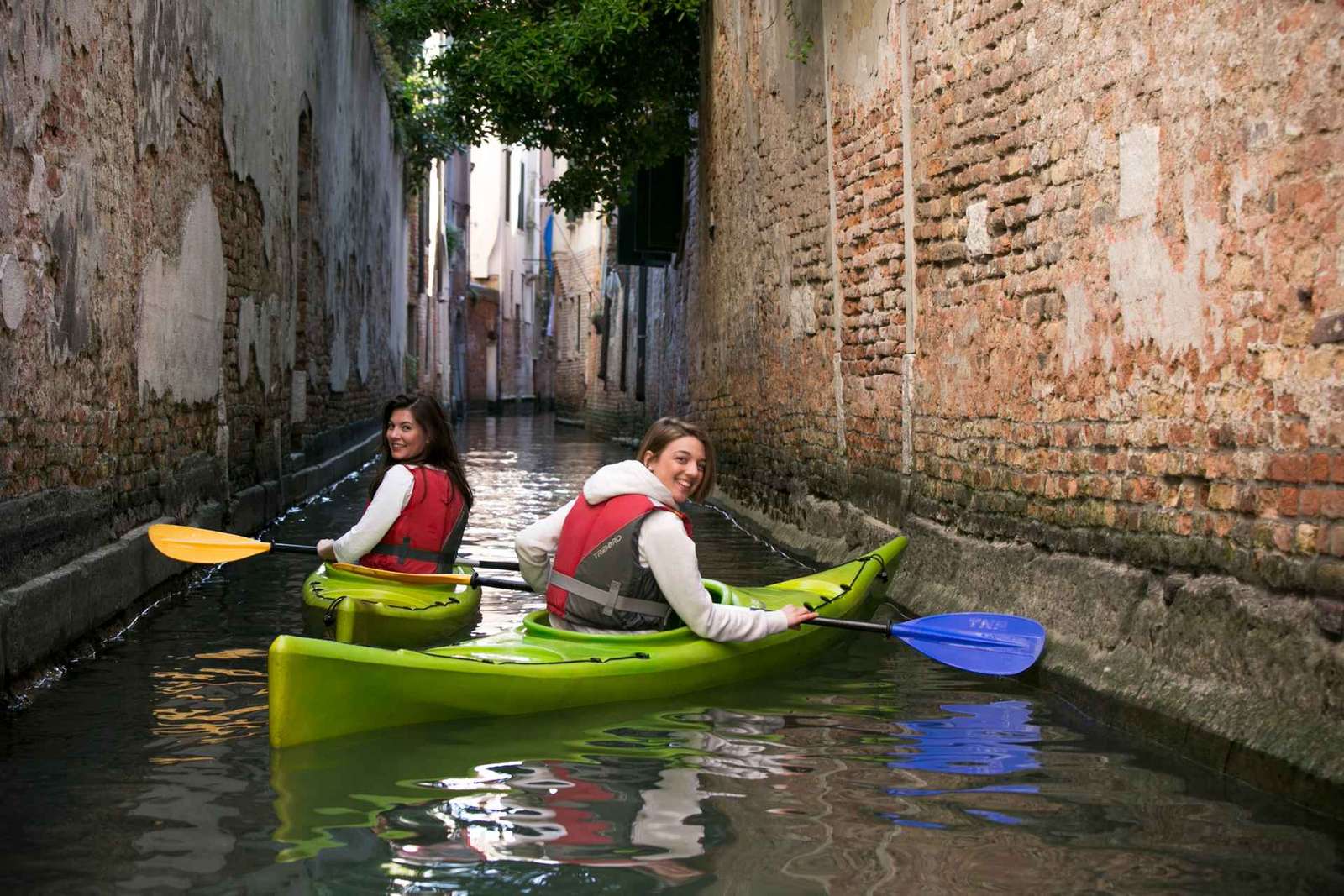 Venezia: Tour guidato in kayak