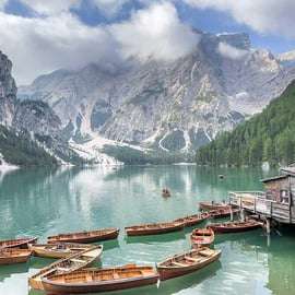 Da Venezia: Escursione di un giorno sulle Dolomiti e sul Lago di Braies in minivan