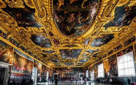 Venezia: Tour guidato veloce di Palazzo Ducale con le prigioni