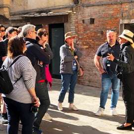 Tour a piedi e giro in gondola a Venezia