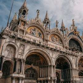 Venezia: Tour per piccoli gruppi della Basilica di San Marco con terrazza