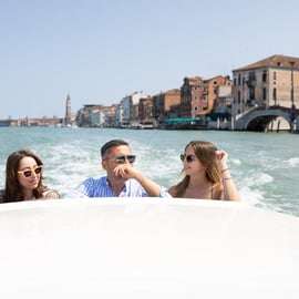 Da Venezia: tour dell'isola di Murano e Burano di mezza giornata in barca