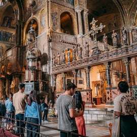 Venezia: Tour per piccoli gruppi della Basilica di San Marco con terrazza