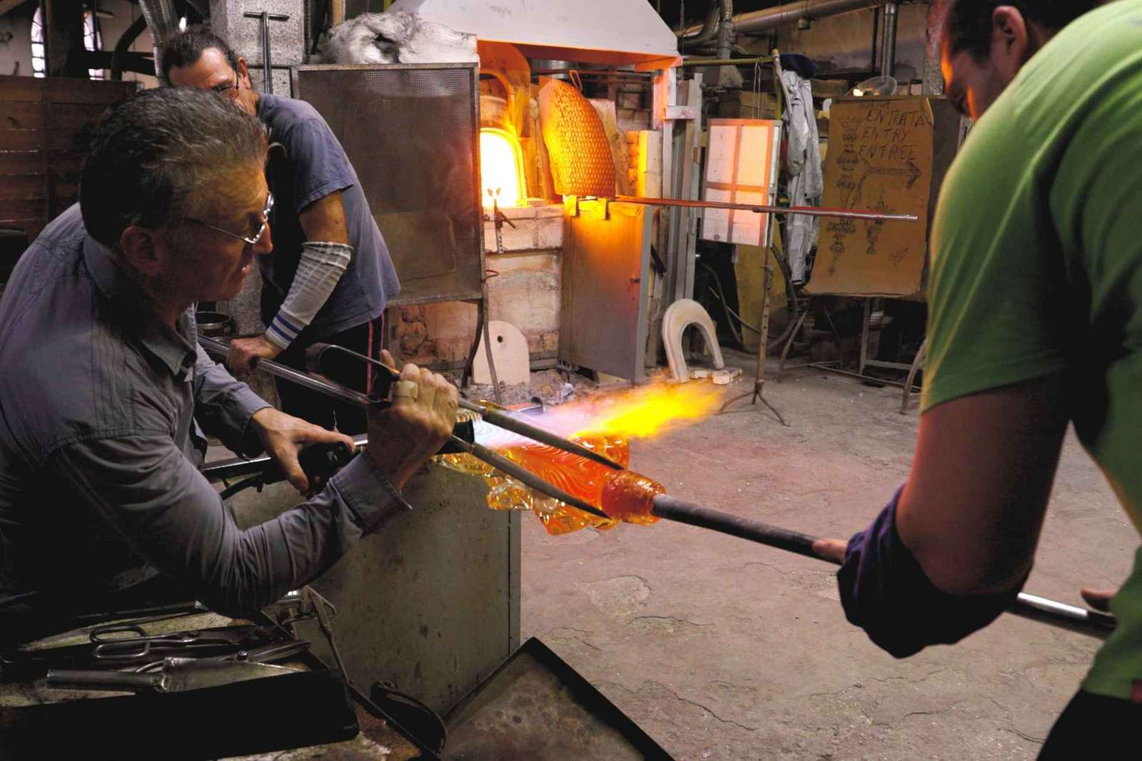 Murano: Dimostrazione di soffiatura del vetro e regalo di vetro artistico
