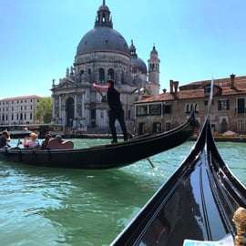 Tour a piedi e giro in gondola a Venezia