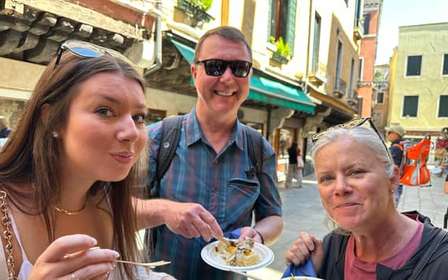 Venezia: Tour guidato della città e del cibo di strada