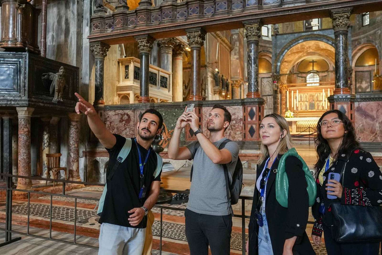 Venezia: Tour di Palazzo Ducale e San Marco con giro in gondola