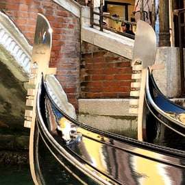 Tour a piedi e giro in gondola a Venezia