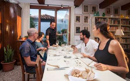 Venezia: Corso di cucina con tiramisù e preparazione della pasta
