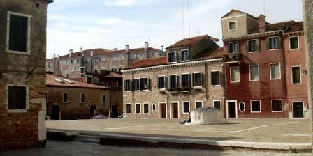 Campo San Trovaso