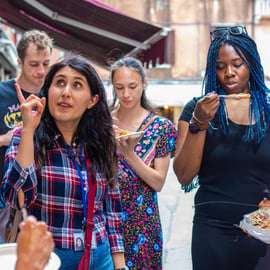 Venezia: Tour gastronomico con cicchetti e vino