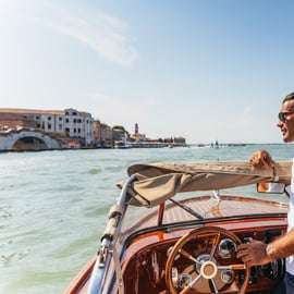 Taxi acqueo privato dall'aeroporto Marco Polo all'hotel