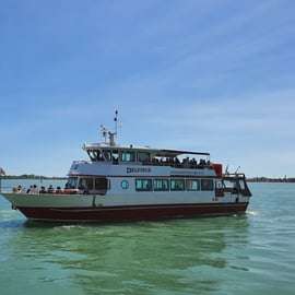 Murano e Burano in barca panoramica con vetro soffiato