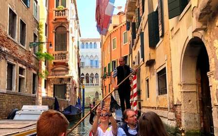 Tour a piedi e giro in gondola a Venezia