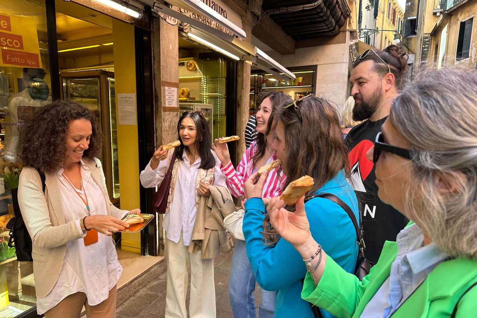 Venezia: Tour gastronomico con guida locale e degustazioni